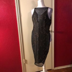 Elliatt Black Sleeveless Lace and Lattice Design Dress